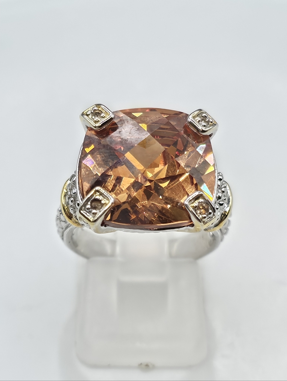 NWOT Fine Quality Tangerine Absolute Ring